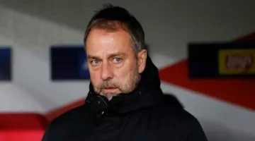 تصريح مفاجئ فليك بعد تأهل برشلونة يعبر عن عدم رضاه